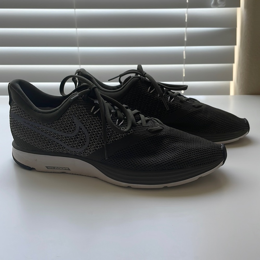 Nike Zoom Strike Army Green Athletic Shoes
